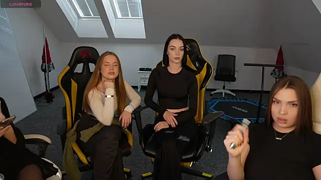 Billie054 online show from 11-04-25, 11:53