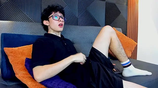 troy rouge online show from 03-13-25, 10:21