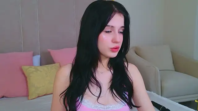 Snapshot of JaneRayan chatting on 05-17-26, 05:53 JaneRayan online show from 05-17-26, 05:53