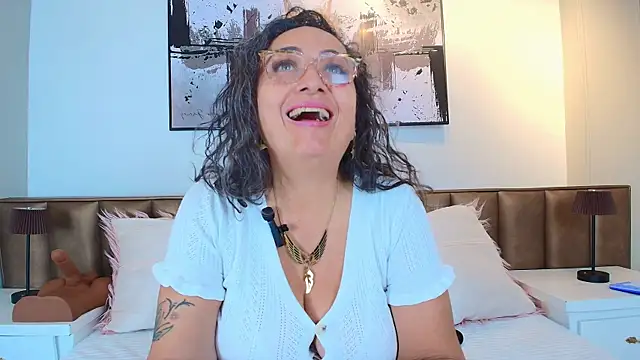 AlessandraLeroy online show from 07-13-26, 12:19