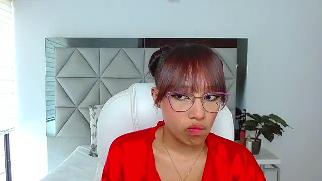 sharon rosse   online show from 03-08-25, 03:24