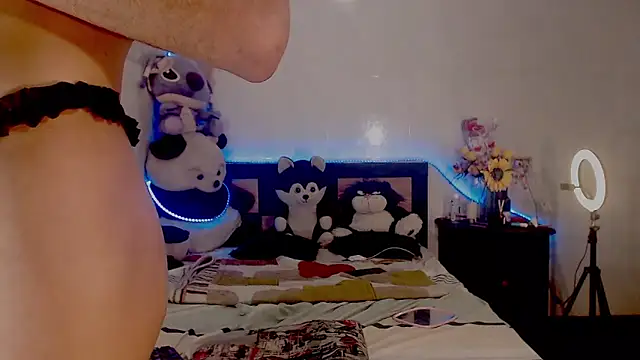 KimberlyXtreme online show from 09-15-25, 09:15