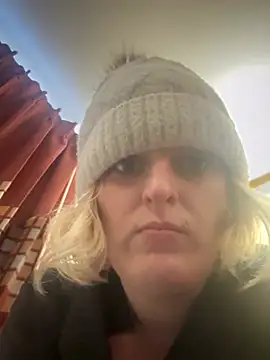 Snapshot of KITTYBOOBOOFUXX chatting on 02-03-26, 09:53 KITTYBOOBOOFUXX online show from 02-03-26, 09:53