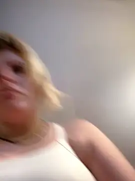 Snapshot of KITTYBOOBOOFUXX chatting on 03-01-26, 08:05 KITTYBOOBOOFUXX online show from 03-01-26, 08:05