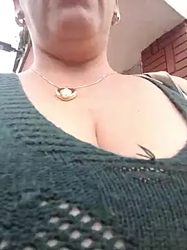 Luna-nevada online show from 10-06-25, 04:48