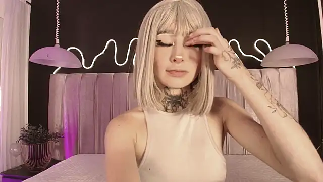 Zhally Dee online show from 02-17-26, 07:31