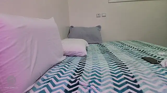 Snapshot of queen_belisima1 chatting on 10-23-25, 05:23 queen belisima1 online show from 10-23-25, 05:23