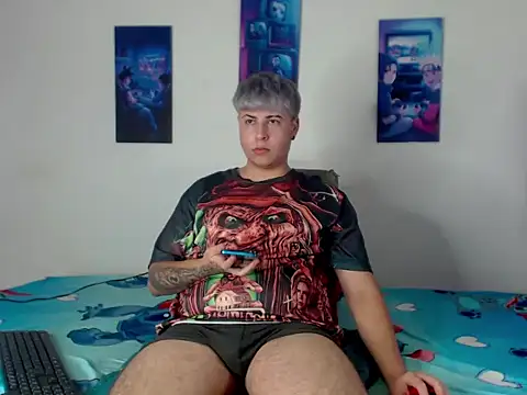 CrissConor online show from 06-26-26, 03:38