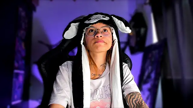 sofiafenty online show from 10-04-25, 02:26