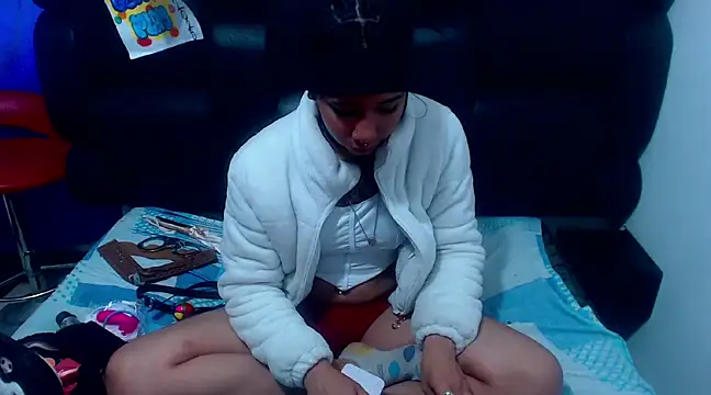 XxxReinaSexyBodyxxX777 online show from 03-12-25, 01:08