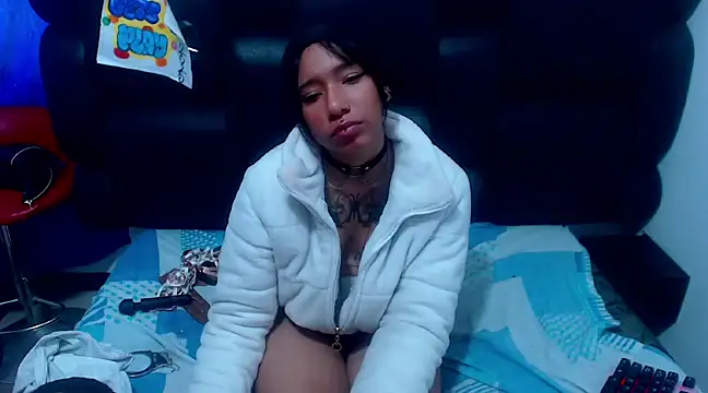 XxxReinaSexyBodyxxX777 online show from 03-12-25, 07:17