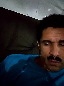 Gui23556 online show from 03-07-25, 01:42