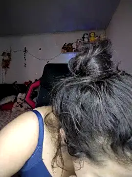 esmeralda jadees online show from 02-04-26, 09:09