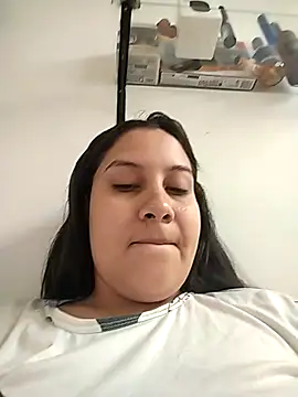 Snapshot of esmeralda_jadees chatting on 04-22-26, 07:37 esmeralda jadees online show from 04-22-26, 07:37