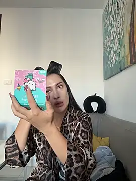 AleksandraRich online show from 12-02-25, 01:00