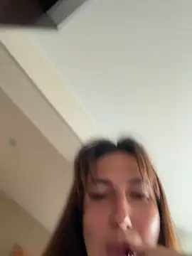 Snapshot of AleksandraRich chatting on 06-15-26, 01:08 AleksandraRich online show from 06-15-26, 01:08