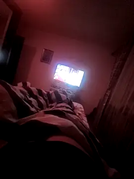 Snapshot of HardEllaDron chatting on 12-13-25, 10:59 HardEllaDron online show from 12-13-25, 10:59