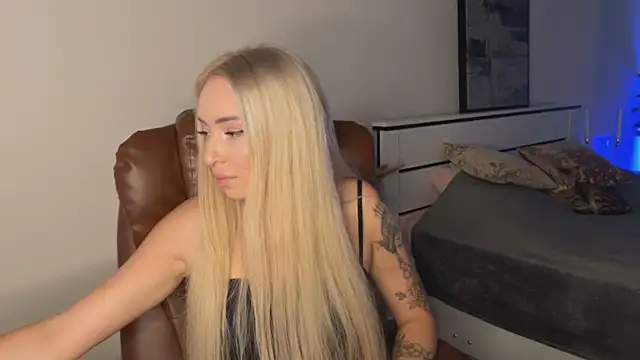 OhMyEmma online show from 07-16-26, 11:38