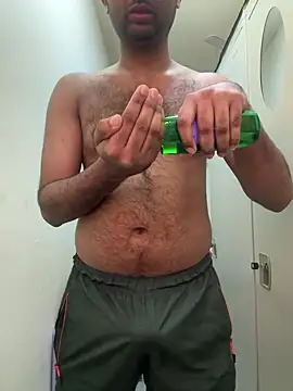 Snapshot of MIRTHICK2002 chatting on 10-07-25, 08:55 MIRTHICK2002 online show from 10-07-25, 08:55