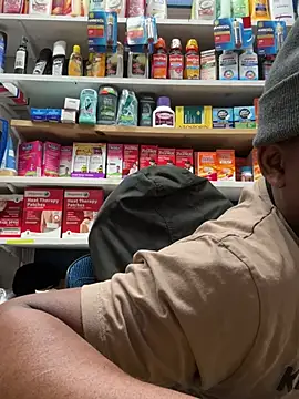 Snapshot of wainer02 chatting on 03-08-25, 02:30 wainer02 online show from 03-08-25, 02:30