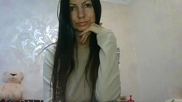 AliseWats online show from 04-08-26, 09:26