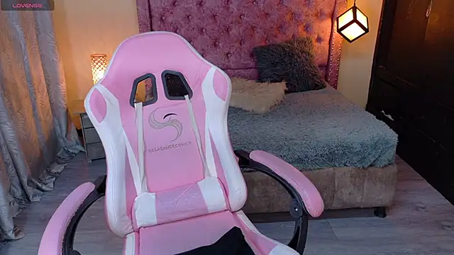 sweet  thang online show from 10-23-25, 04:34