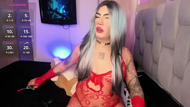 Sophie whitexxx online show from 01-12-26, 05:40