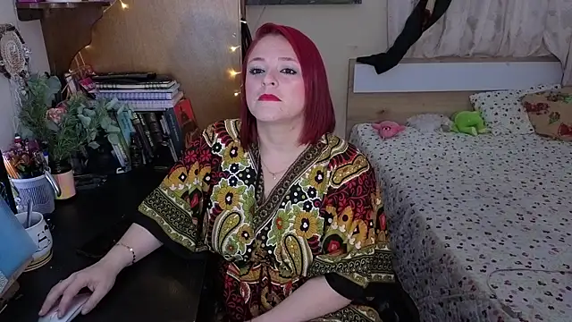 ValkaBlue online show from 11-19-25, 04:12