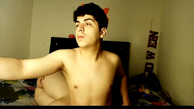 Kymberlyandlucas2 online show from 10-23-25, 04:23