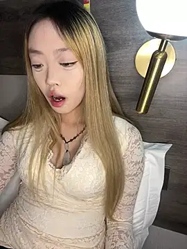 LL0521 online show from 03-07-25, 12:34