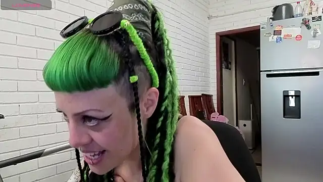 freyaa sorcerees online show from 10-16-25, 05:58