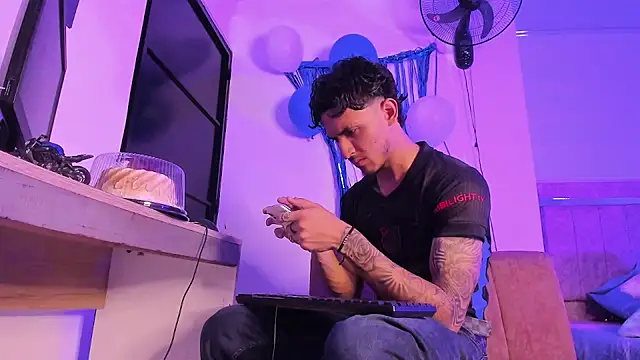 Zayn kane online show from 09-20-25, 07:04