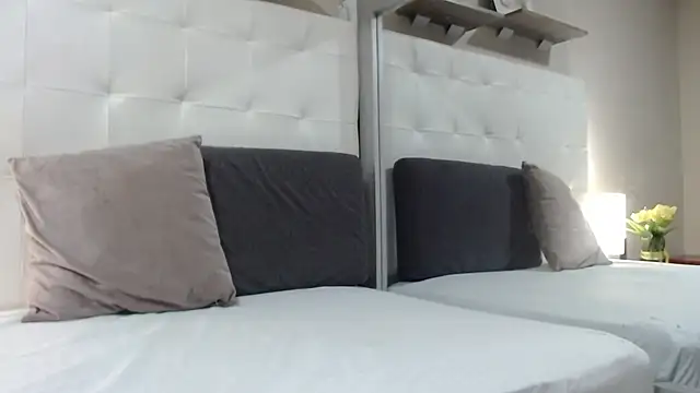 willow smitt online show from 10-10-25, 12:26