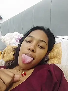 willow smitt online show from 02-19-26, 01:45