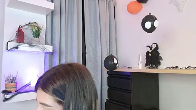 eva sin18 online show from 10-25-25, 11:21