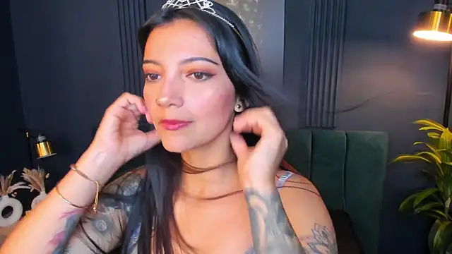 roxy hell online show from 03-10-25, 07:07