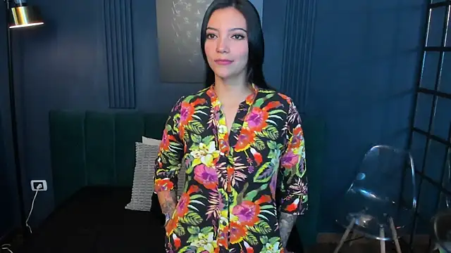 roxy hell online show from 01-17-26, 12:43