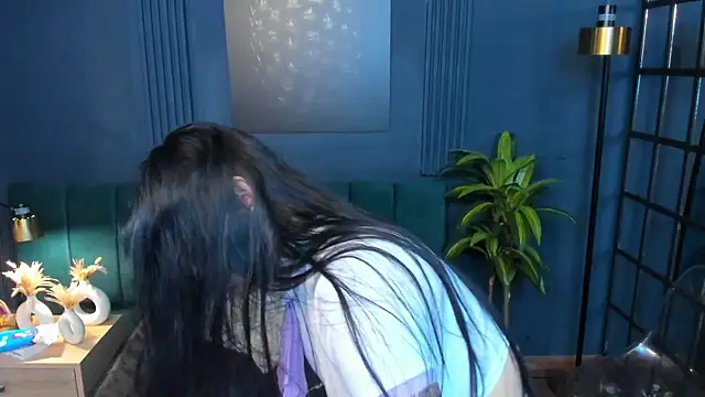 roxy hell online show from 02-10-26, 12:20