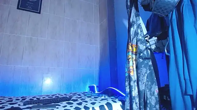 dareck 18 online show from 01-14-26, 07:41