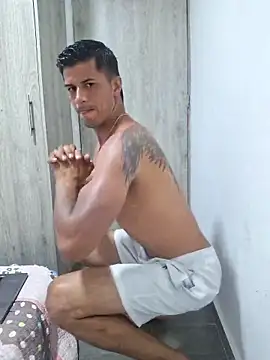 Snapshot of piterr_hot chatting on 03-16-25, 04:09 piterr hot online show from 03-16-25, 04:09