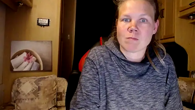 Snapshot of CallMeMaria chatting on 01-14-25, 07:43 CallMeMaria online show from 01-14-25, 07:43