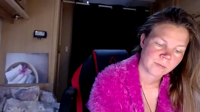 Snapshot of CallMeMaria chatting on 01-18-25, 11:43 CallMeMaria online show from 01-18-25, 11:43