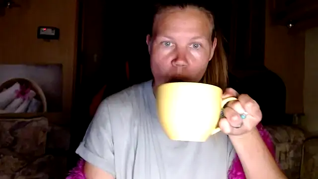 Snapshot of CallMeMaria chatting on 01-20-25, 06:53 CallMeMaria online show from 01-20-25, 06:53