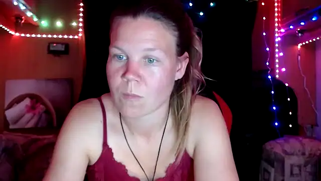 Snapshot of CallMeMaria chatting on 01-29-25, 06:39 CallMeMaria online show from 01-29-25, 06:39