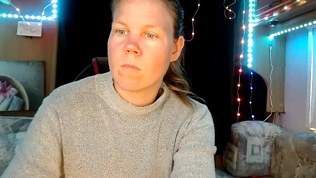 Snapshot of CallMeMaria chatting on 02-09-25, 02:18 CallMeMaria online show from 02-09-25, 02:18