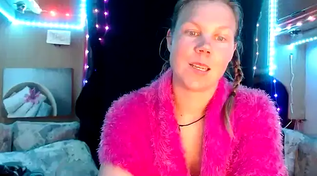 Snapshot of CallMeMaria chatting on 02-11-25, 07:16 CallMeMaria online show from 02-11-25, 07:16