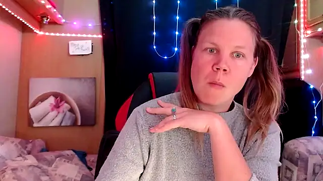 Snapshot of CallMeMaria chatting on 03-06-25, 01:46 CallMeMaria online show from 03-06-25, 01:46