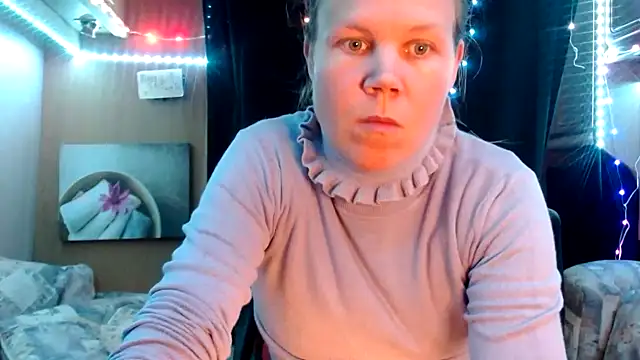 Snapshot of CallMeMaria chatting on 03-07-25, 06:43 CallMeMaria online show from 03-07-25, 06:43