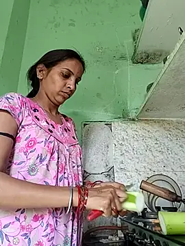 Hotty-Nidhi online show from 02-26-26, 04:44