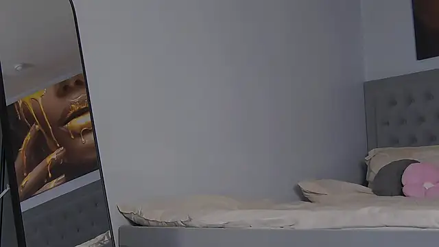 AlexisWhit online show from 11-25-25, 07:41